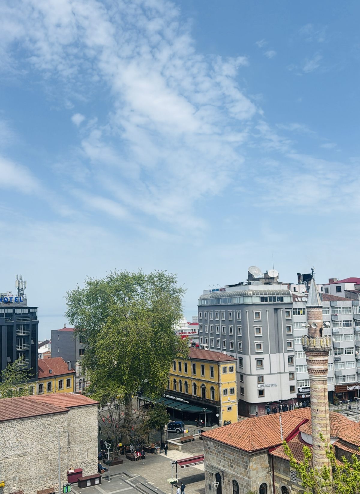 Danışmanlık merkezinden Trabzon şehir manzarası